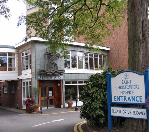 St Christopher’s Hospice – (Credit: Stephen Craven, CC BY-SA 2.0) Photo of main entrance of St Christopher's Hospice.